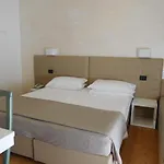 Emperador Hotel
