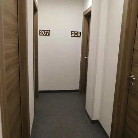 Emperador 3*