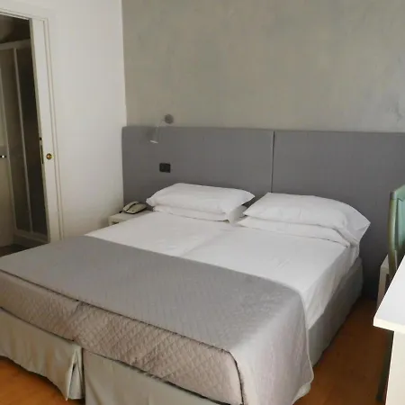 Hotel Emperador