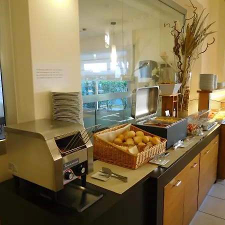Emperador Hotel 3*