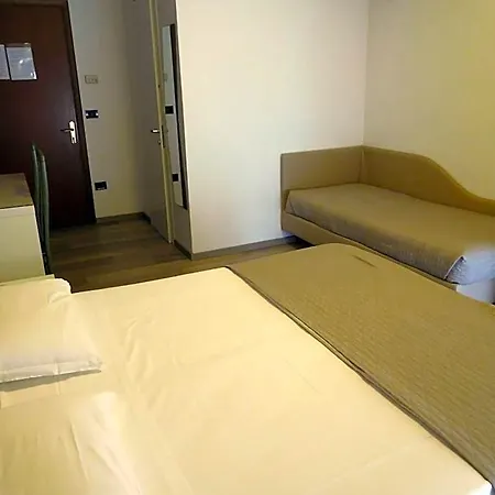 Hotel Emperador 3*