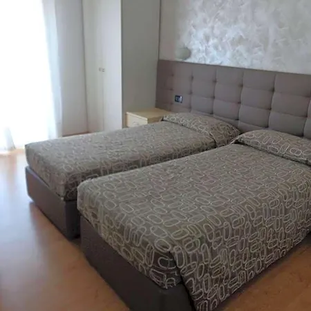 Hotel Emperador 3*