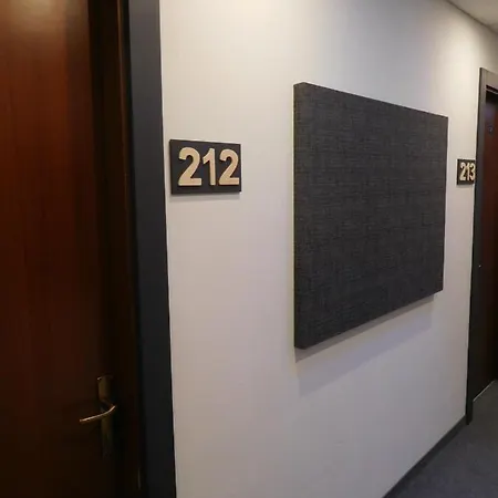 Emperador מלון לידו די ג'סולו