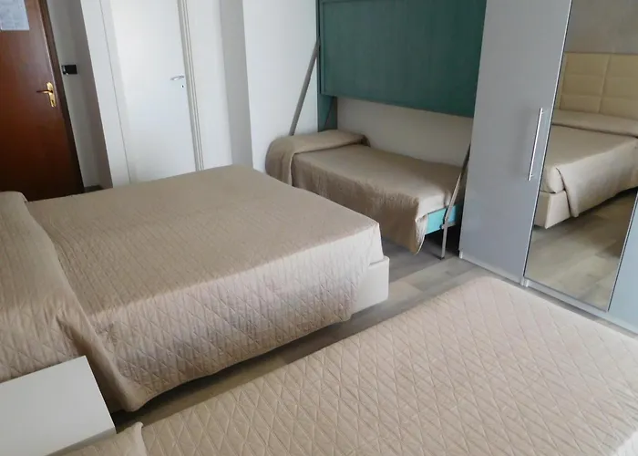 ホテル Emperador 3*